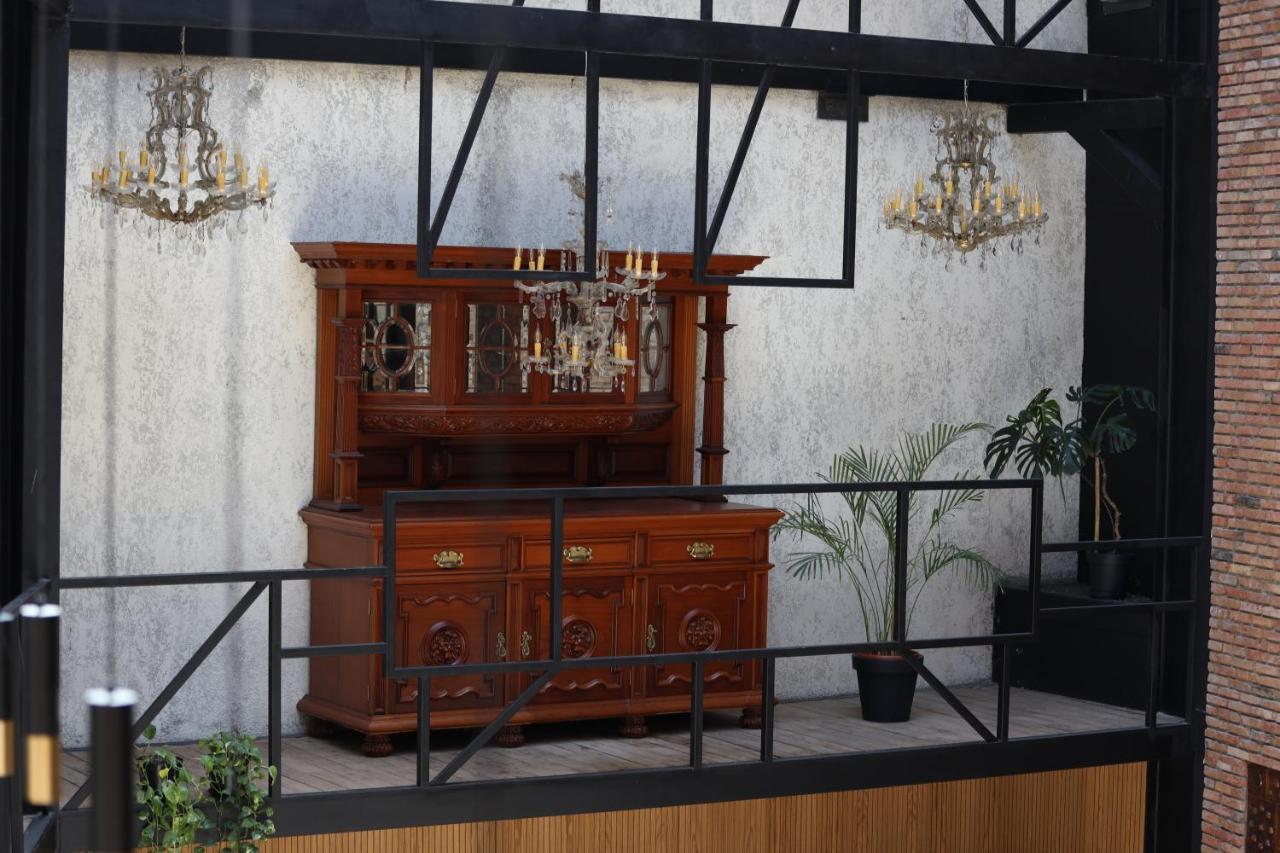 Mukhrantubani Boutique Hotel Tbilissi Extérieur photo